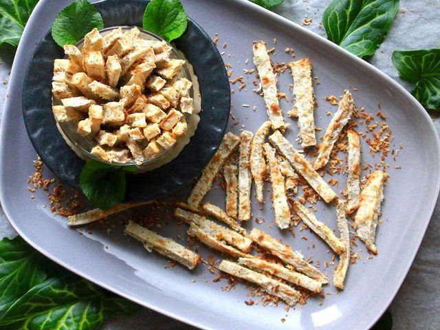 Картофель таро с кокосовой корочкой