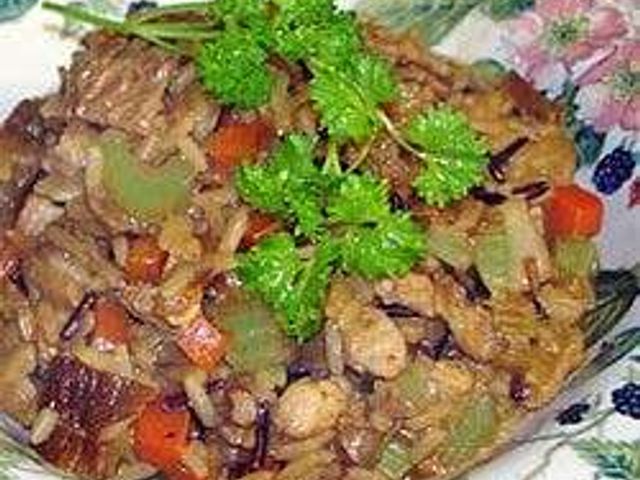 Плов с фундуком и грибами