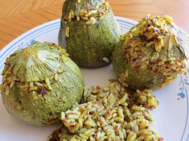 Фаршированные цуккини по-ливански)