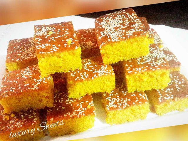 Пирог с куркумой из манки (Sfoof)