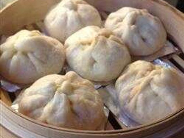 Китайские булочки на пару с мясной начинкой