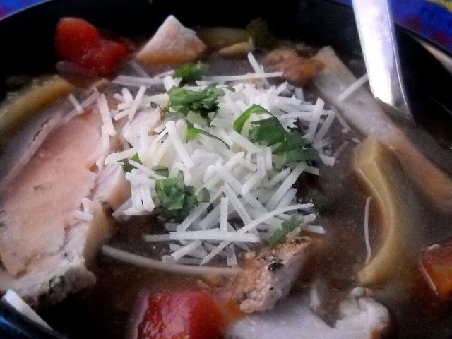 Суп с курицей-гриль и артишоками